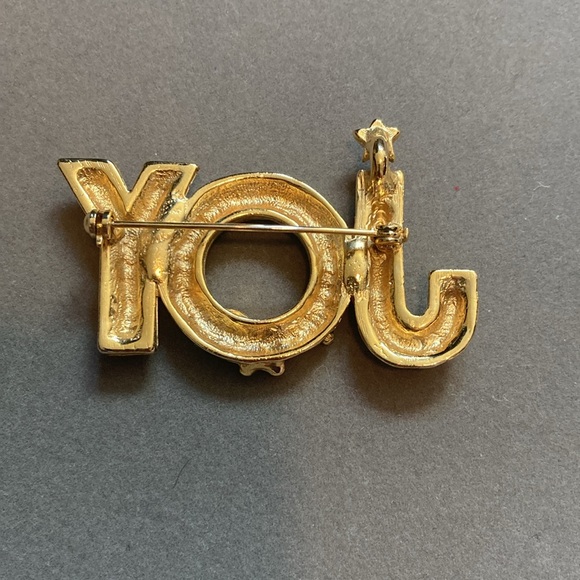 Vintage Joy Christmas Brooch Gold tone and enamel - Picture 4 of 4